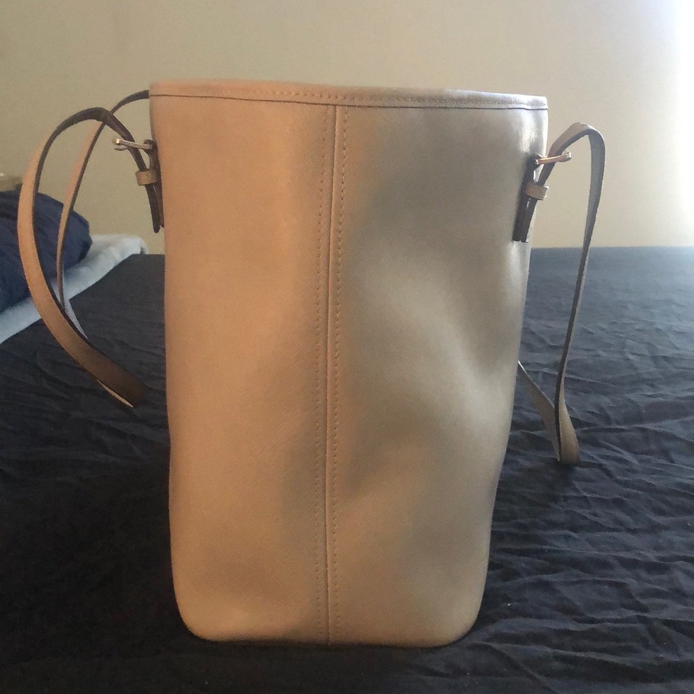 Mk gray tote - Picture 2 of 6